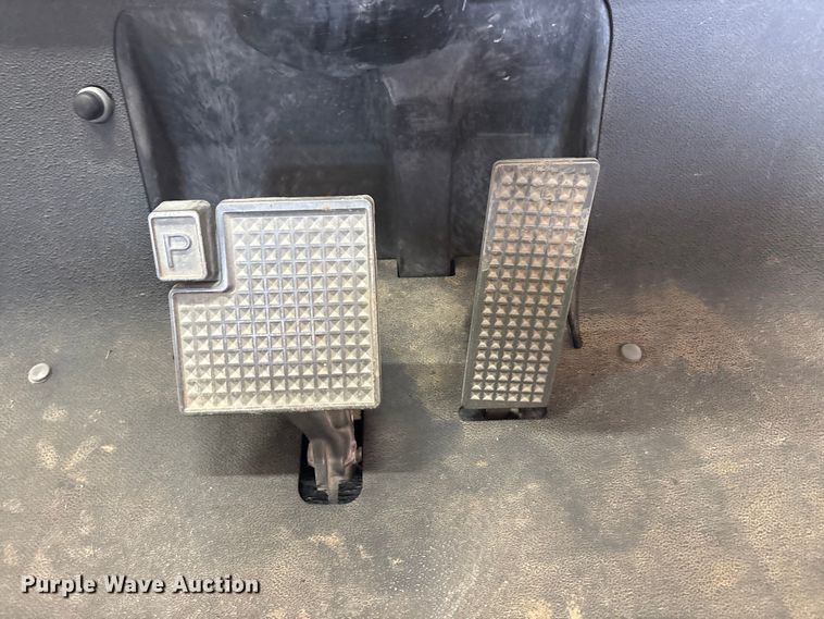 image for item EU5535 Yamaha Adventure One golf cart