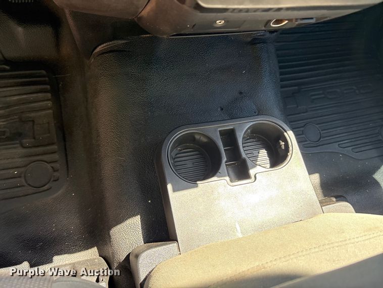 image for item EU5565 2017 Ford F250 Super Duty pickup truck