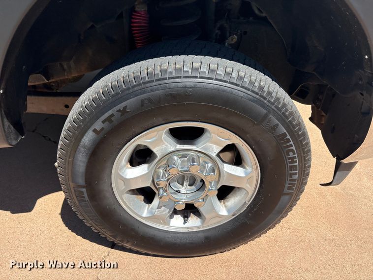 image for item EU5565 2017 Ford F250 Super Duty pickup truck
