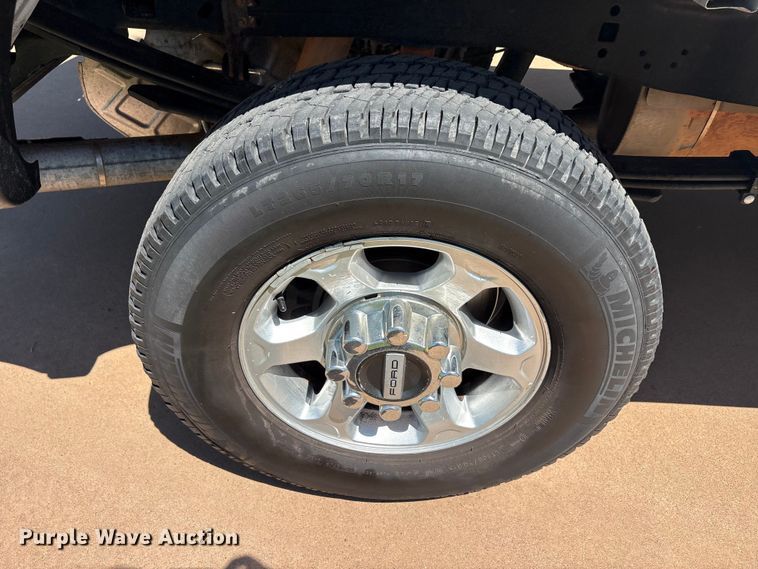image for item EU5565 2017 Ford F250 Super Duty pickup truck