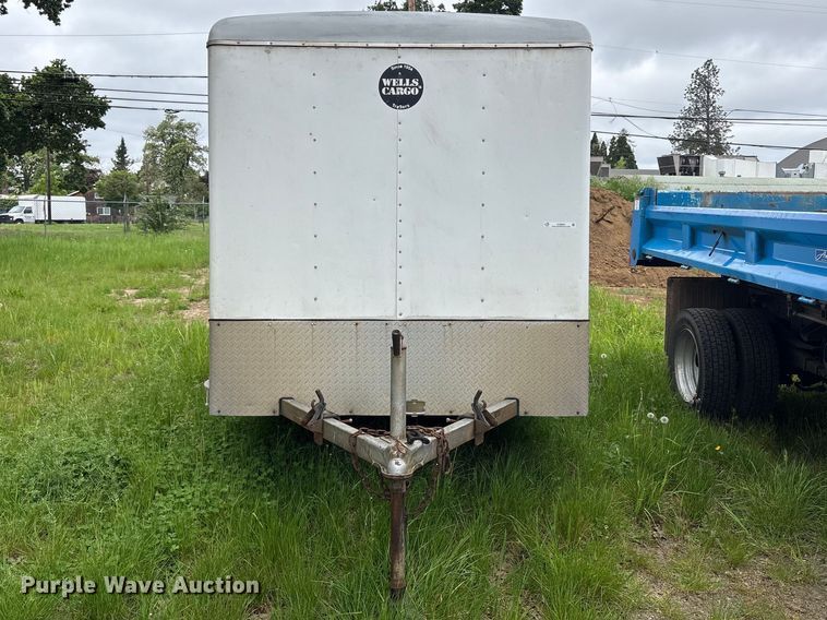 image for item EU8693 2002 Wells Cargo TW121 enclosed cargo trailer