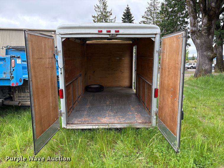 image for item EU8693 2002 Wells Cargo TW121 enclosed cargo trailer