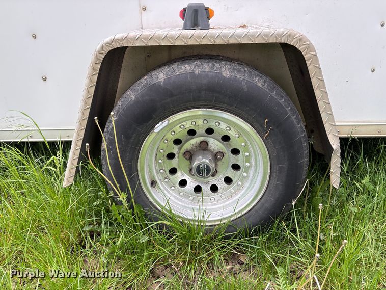 image for item EU8693 2002 Wells Cargo TW121 enclosed cargo trailer