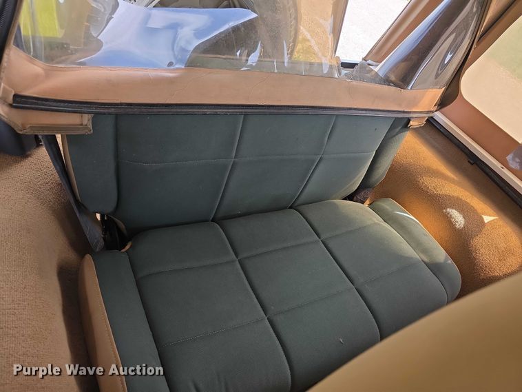 image for item EV2107 1998 Jeep Wrangler Sahara SUV