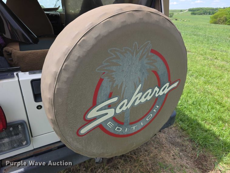 image for item EV2107 1998 Jeep Wrangler Sahara SUV