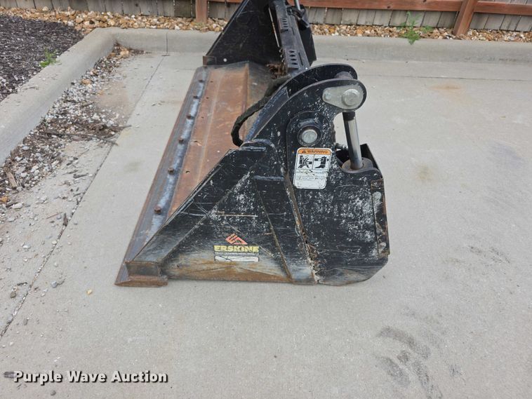 image for item EV2108 Erskine four-in-one skid steer bucket