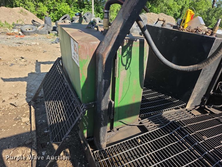 image for item EV2114 IronAx Enviro Rack fluid removal system