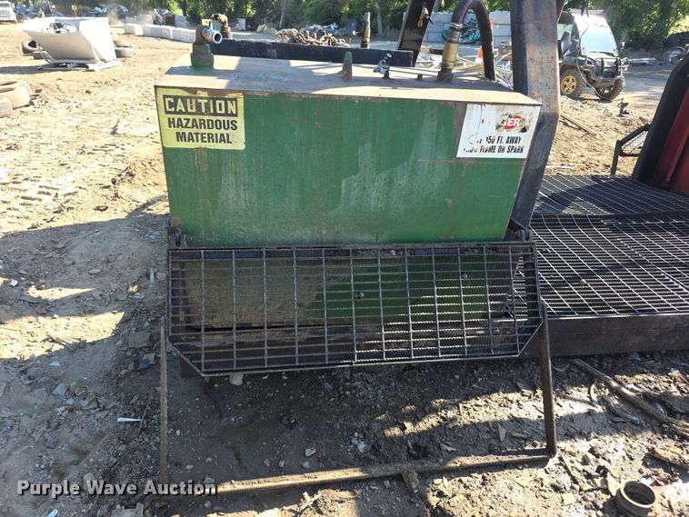 image for item EV2114 IronAx Enviro Rack fluid removal system