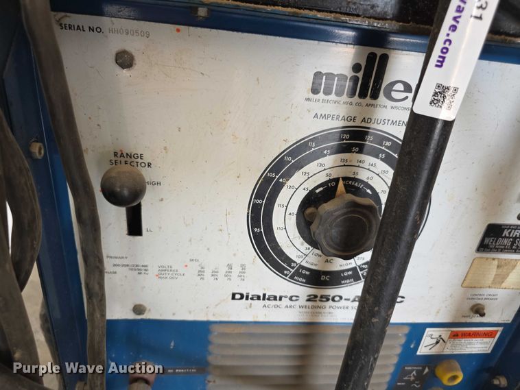 image for item EV2131 Miller Dialarc 250 ac/dc welder welder