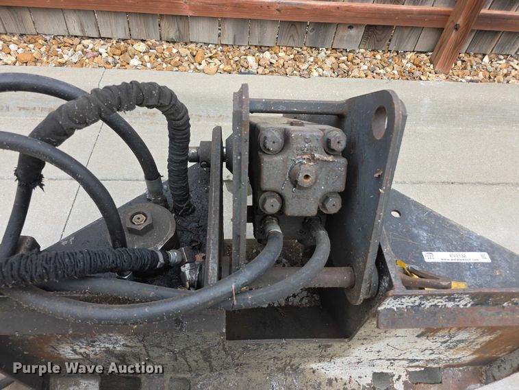 image for item EV2132 Bobcat  skid steer breaker