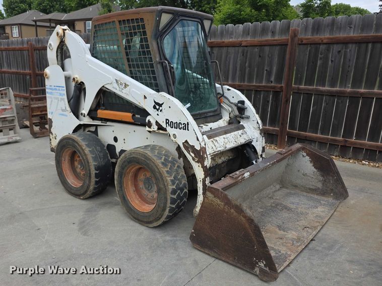 image for item EV2134 2001 Bobcat 773 skid steer loader