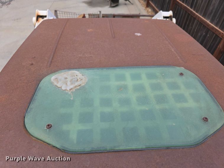 image for item EV2134 2001 Bobcat 773 skid steer loader