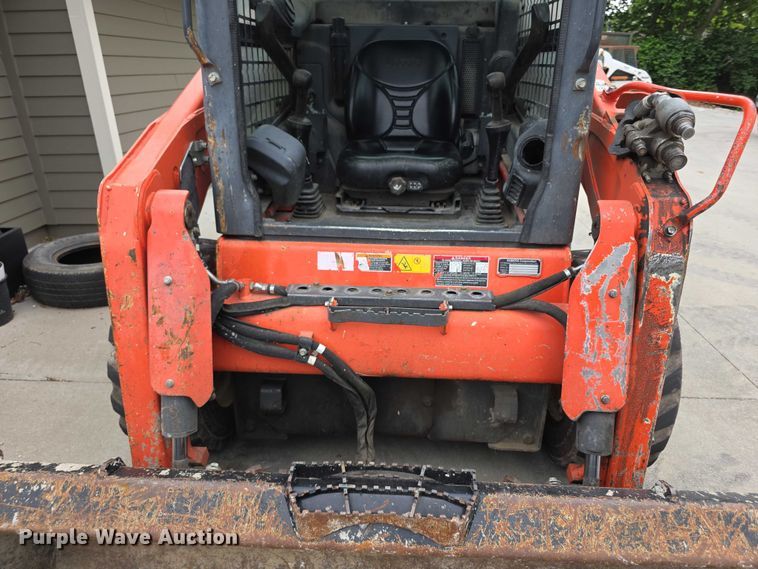 image for item EV2136 2016 Kubota SSV65 skid steer loader