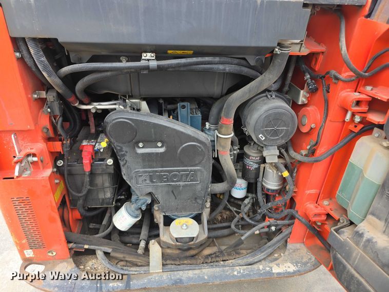 image for item EV2136 2016 Kubota SSV65 skid steer loader
