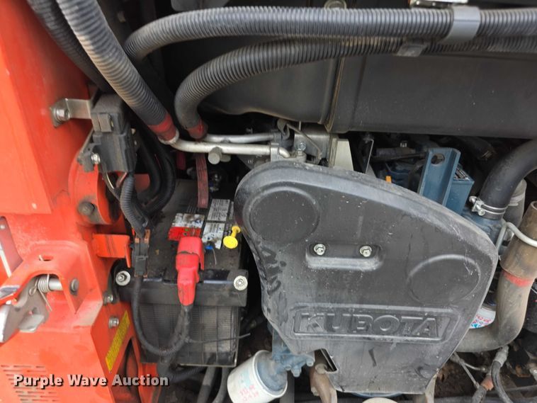 image for item EV2136 2016 Kubota SSV65 skid steer loader