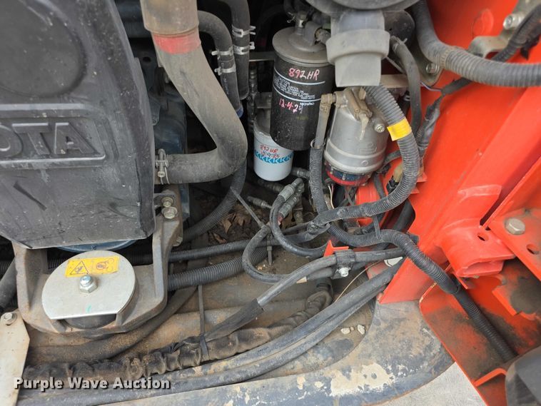 image for item EV2136 2016 Kubota SSV65 skid steer loader