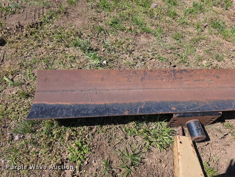 image for item EV2156 Tractor attachments