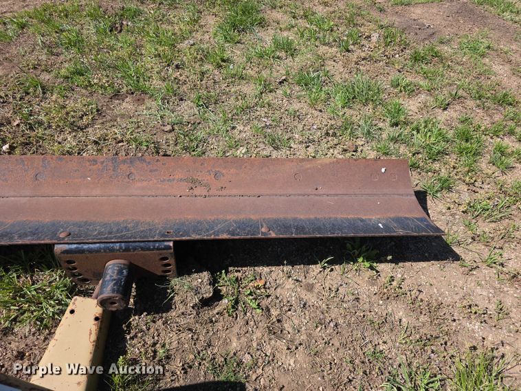 image for item EV2156 Tractor attachments