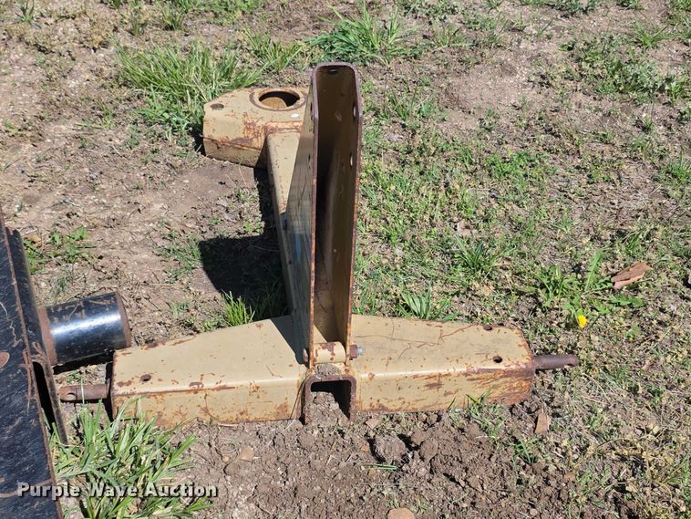 image for item EV2156 Tractor attachments