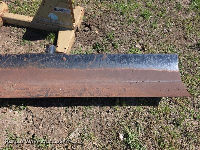image for item EV2156 Tractor attachments