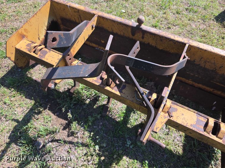image for item EV2156 Tractor attachments