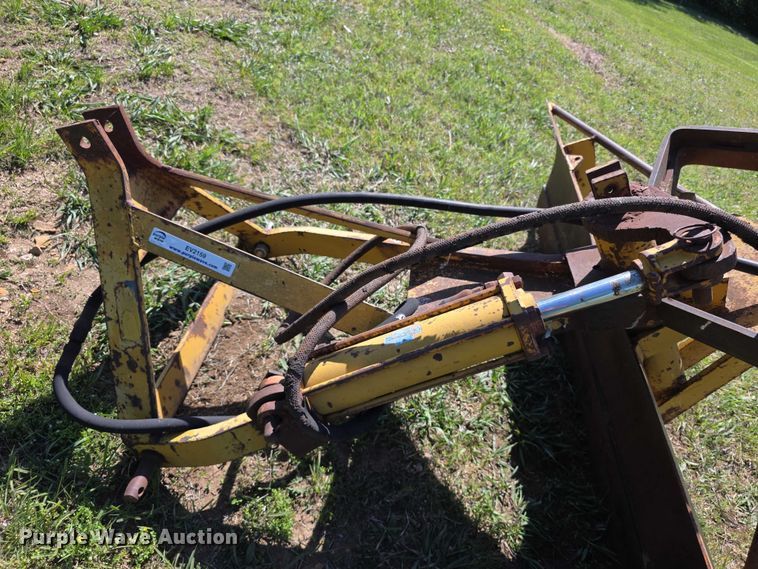 image for item EV2159 Three point blade