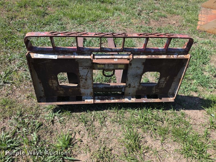 image for item EV2161 MDS skid steer forks