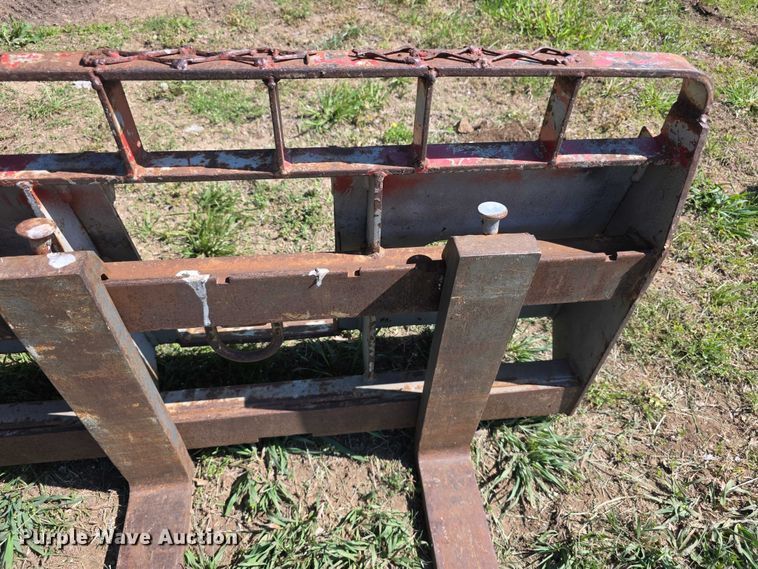 image for item EV2161 MDS skid steer forks