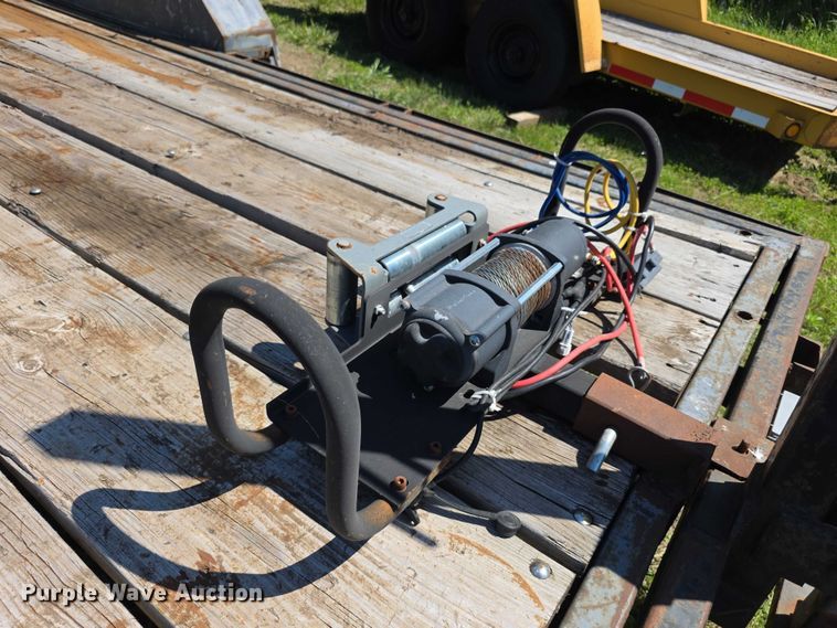 image for item EV2163 2014 Manufactured tilt deck utility trailer