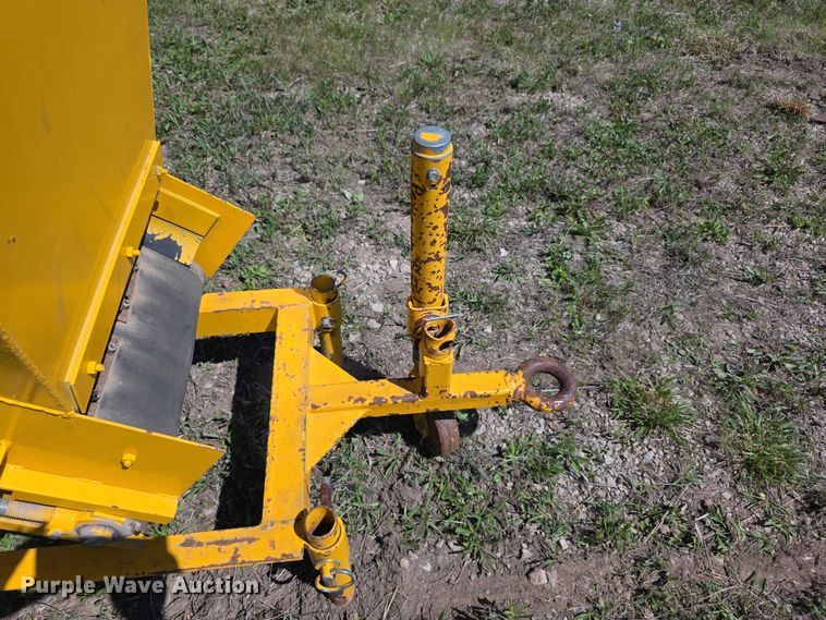 image for item EV2165 Lindig  D12  topsoil shredder
