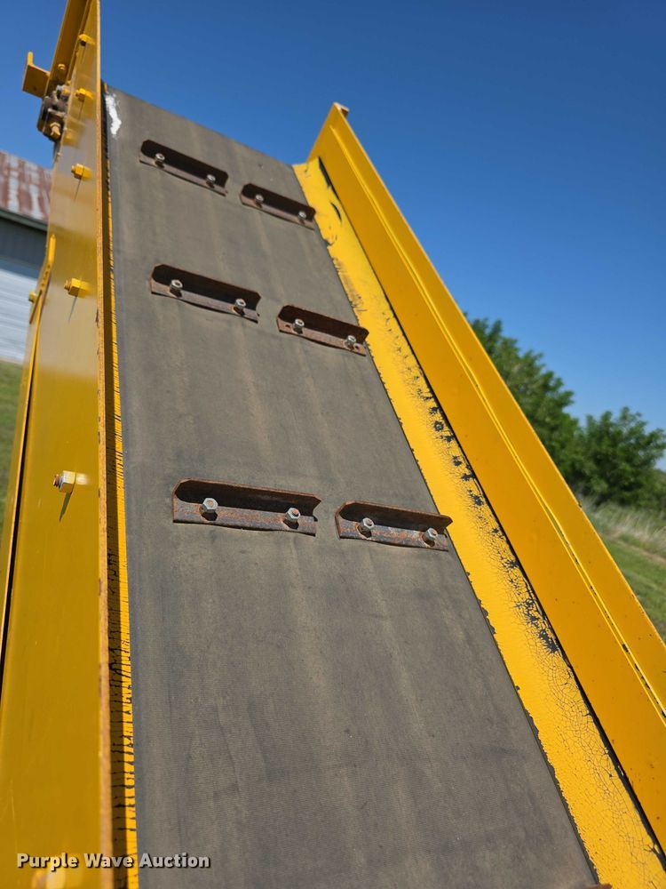image for item EV2165 Lindig  D12  topsoil shredder