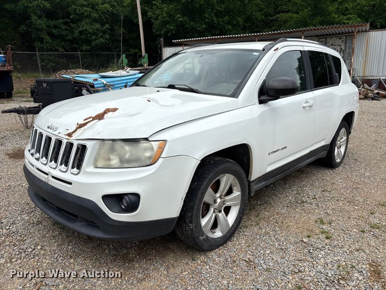 image for item EV2947 2012 Jeep Compass SUV
