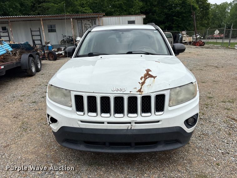 image for item EV2947 2012 Jeep Compass SUV