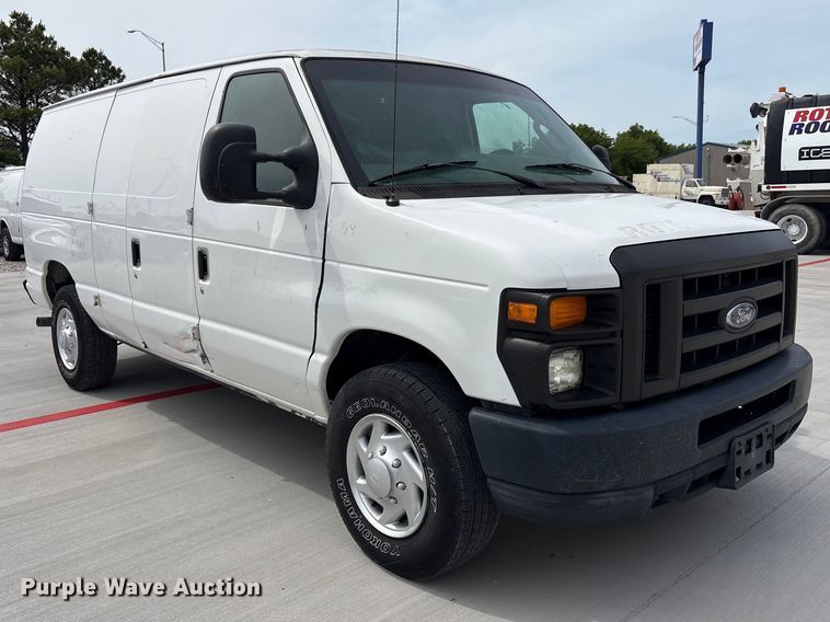 image for item EV2966 2012 Ford E350 van
