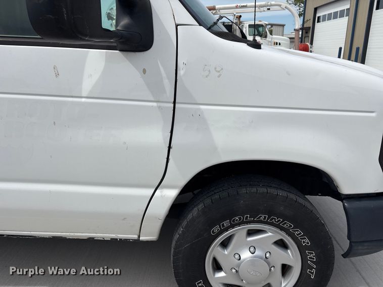 image for item EV2966 2012 Ford E350 van