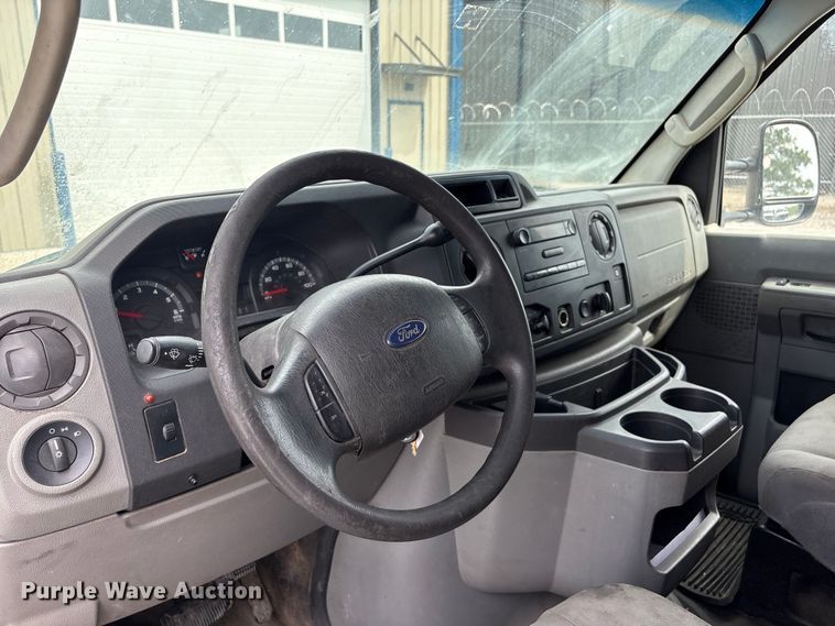 image for item EV2966 2012 Ford E350 van