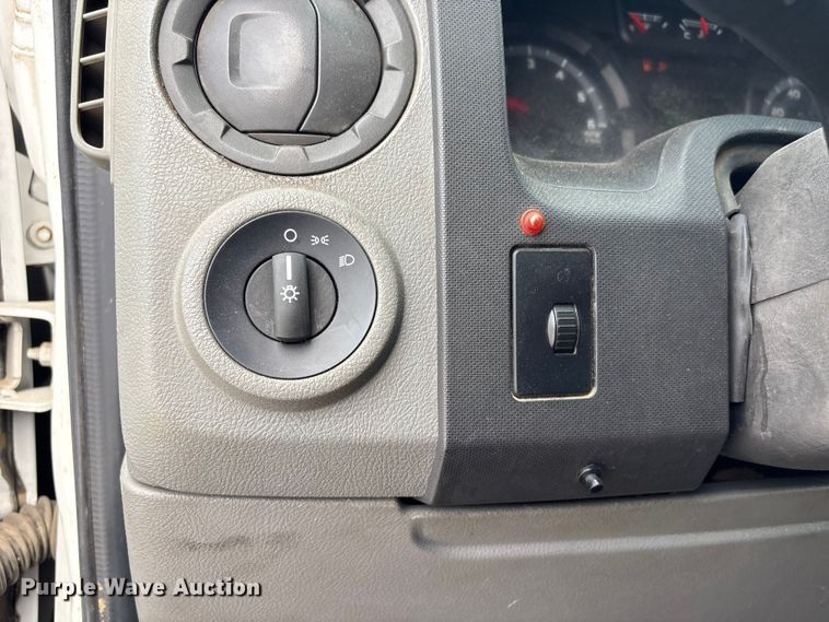 image for item EV2966 2012 Ford E350 van