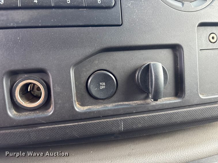 image for item EV2966 2012 Ford E350 van