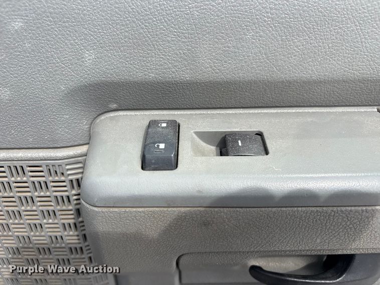 image for item EV2966 2012 Ford E350 van