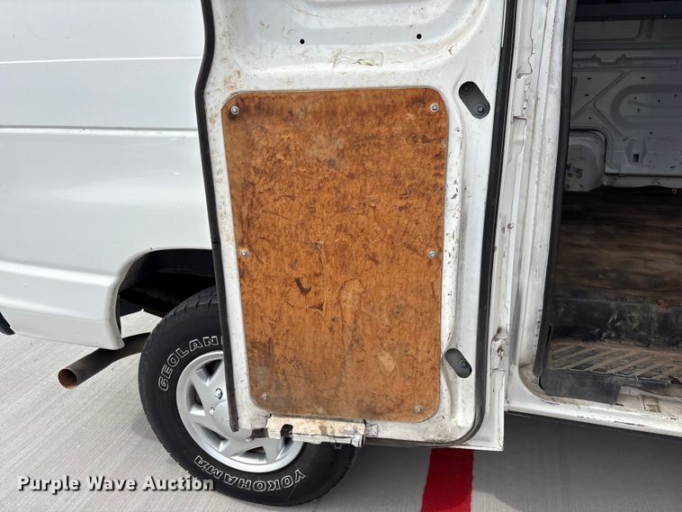 image for item EV2966 2012 Ford E350 van