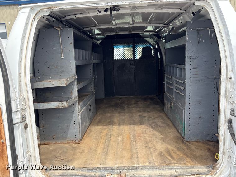 image for item EV2966 2012 Ford E350 van