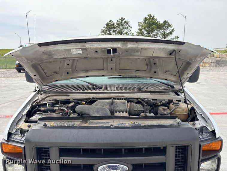 image for item EV2966 2012 Ford E350 van