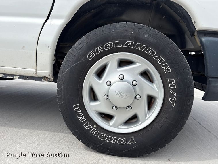 image for item EV2966 2012 Ford E350 van