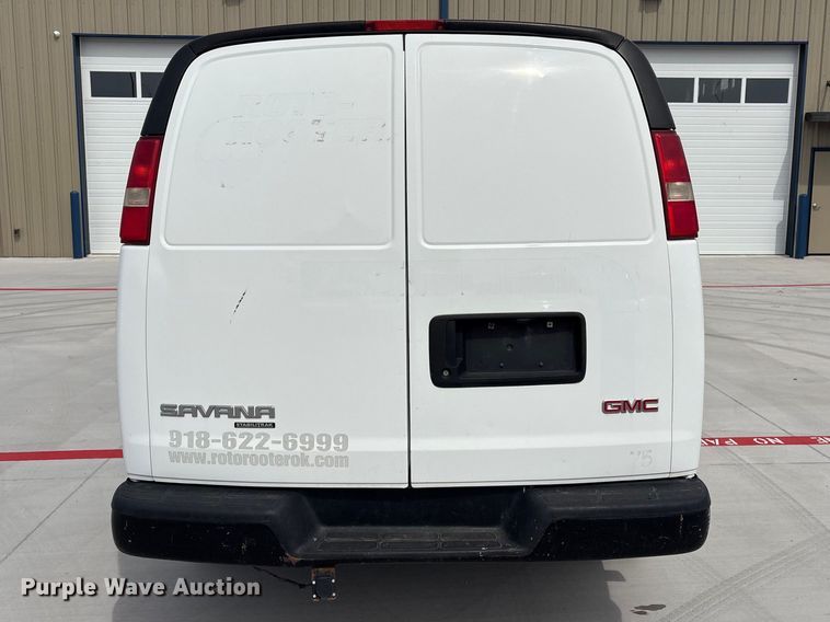 image for item EV2967 2014 GMC Savana van