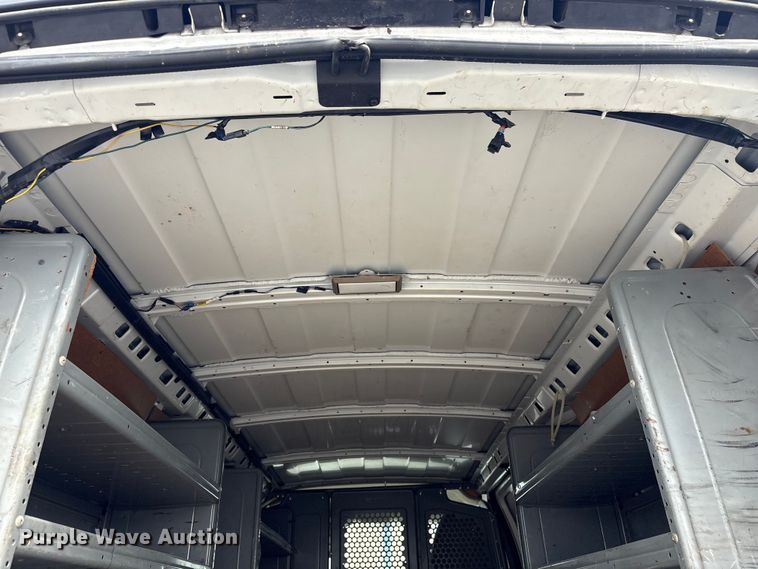 image for item EV2967 2014 GMC Savana van