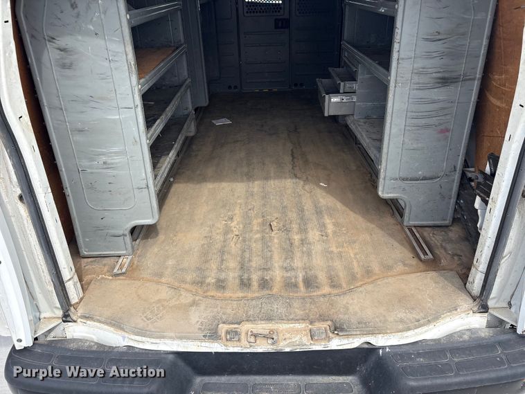 image for item EV2967 2014 GMC Savana van