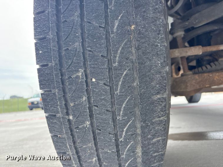 image for item EV2967 2014 GMC Savana van