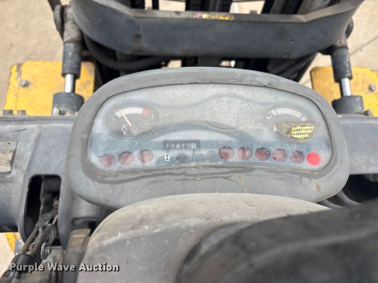 image for item EV2969 Komatsu FG30HT-14 forklift