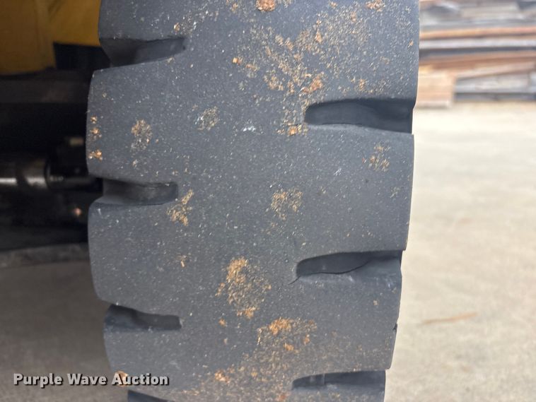 image for item EV2969 Komatsu FG30HT-14 forklift