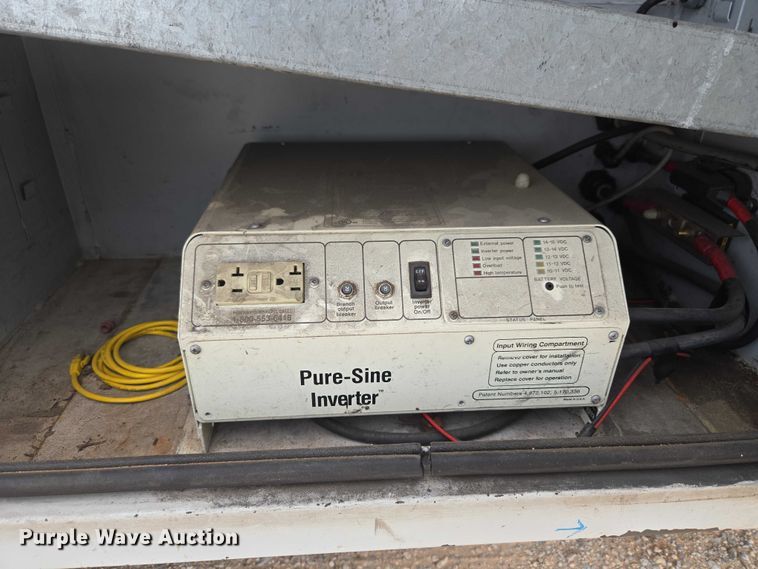 image for item EW0000 2006 Ford F450 Super Duty bucket truck